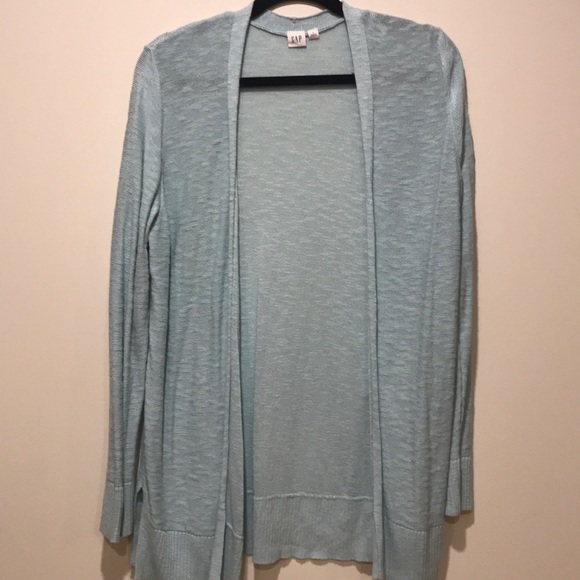 GAP Sweaters - L EUC GAP Sweater
